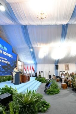 Presiden Prabowo Beri Arahan Ketua DPRD di Magelang